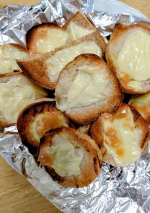 にんにくマヨチーズロールパン-レシピのメイン写真