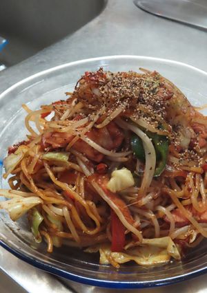 カット野菜で辛ソース焼きそば：個人用覚書-レシピのメイン写真
