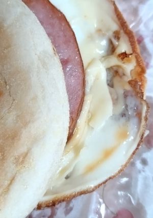 ソーセージエッグマフィンサンド-レシピのメイン写真