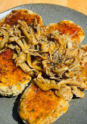 サバ缶と豆腐の和風ハンバーグきのこ餡かけ-レシピのメイン写真