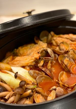 アサリとチキンのトマト鍋-レシピのメイン写真