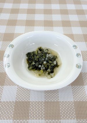 【離乳食中期】じゃが芋と小松菜のだし煮-レシピのメイン写真