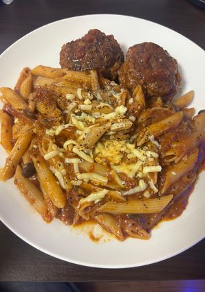 ハンバーグとミートソースペンネ-レシピのメイン写真