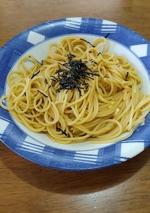 簡単!調味料3つ🥰️顆粒あごだしでバター醤油パスタ-レシピのメイン写真