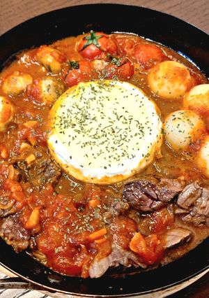 チーズと牛ハラミのトマトソース煮込み-レシピのメイン写真