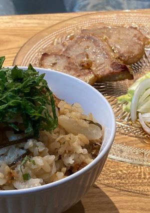 ツナ缶と新玉ねぎの炊き込みご飯-レシピのメイン写真