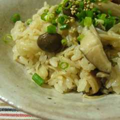 รูปของ たっぷりきのこの炊き込みご飯