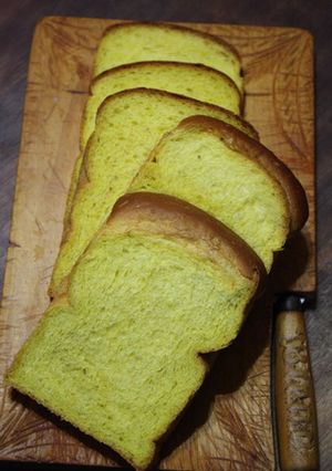 幸せの黄色いかぼちゃ食パン＾ｍ＾＊-レシピのメイン写真