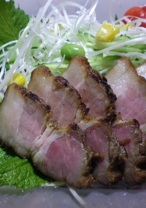 フライパンだけで♡しっとり～な塩麹焼豚＊-レシピのメイン写真