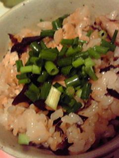 簡単♪佃煮昆布と鶏肉の混ぜごはん-レシピのメイン写真