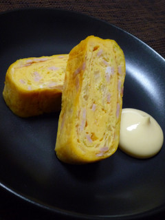 お弁当や朝食に☆キャベツとハムの卵焼き-レシピのメイン写真