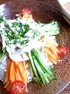 ピリ辛胡麻ダレ☆棒々鶏風そうめん-レシピのメイン写真
