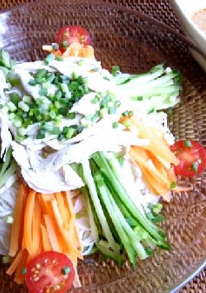 ピリ辛胡麻ダレ☆棒々鶏風そうめん-レシピのメイン写真