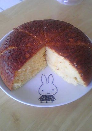 炊飯器で☆はちみつﾖｰｸﾞﾙﾄケーキ-レシピのメイン写真
