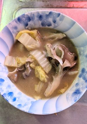 簡単★昼食！舞茸と白菜のお味噌󠄀汁-レシピのメイン写真