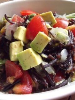 ひじきとアボカドとトマトのサラダ♪-レシピのメイン写真