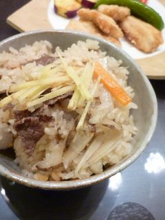 簡単☆牛肉と里いもの炊き込みご飯-レシピのメイン写真