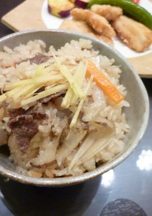 簡単☆牛肉と里いもの炊き込みご飯-レシピのメイン写真