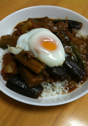 夏野菜カレー★温泉卵トッピングで-レシピのメイン写真