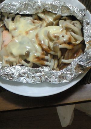 生鮭ときのこのホイル焼き＜チーズのせ＞-レシピのメイン写真