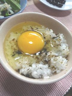 海苔の佃煮と卵ご飯をコラボしました-レシピのメイン写真