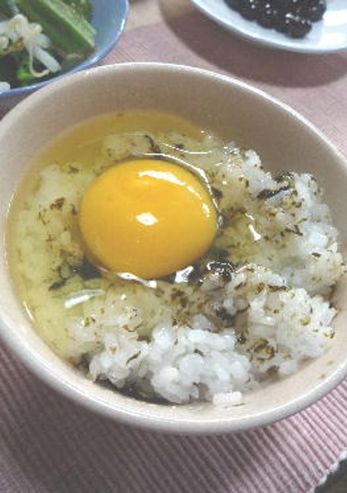 海苔の佃煮と卵ご飯をコラボしました-レシピのメイン写真