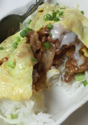キムチそぼろ☆納豆オムレツ丼-レシピのメイン写真