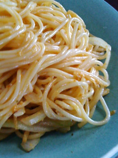 黄金パスタ!卵とたまねぎで神秘の味に-レシピのメイン写真