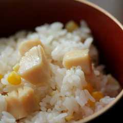 รูปของ ホタテの貝柱ととうもろこしの炊き込みご飯