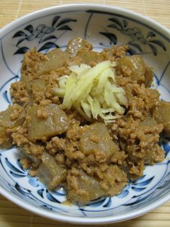 ご飯が進む!豚ひき肉とこんにゃくの味噌煮-レシピのメイン写真