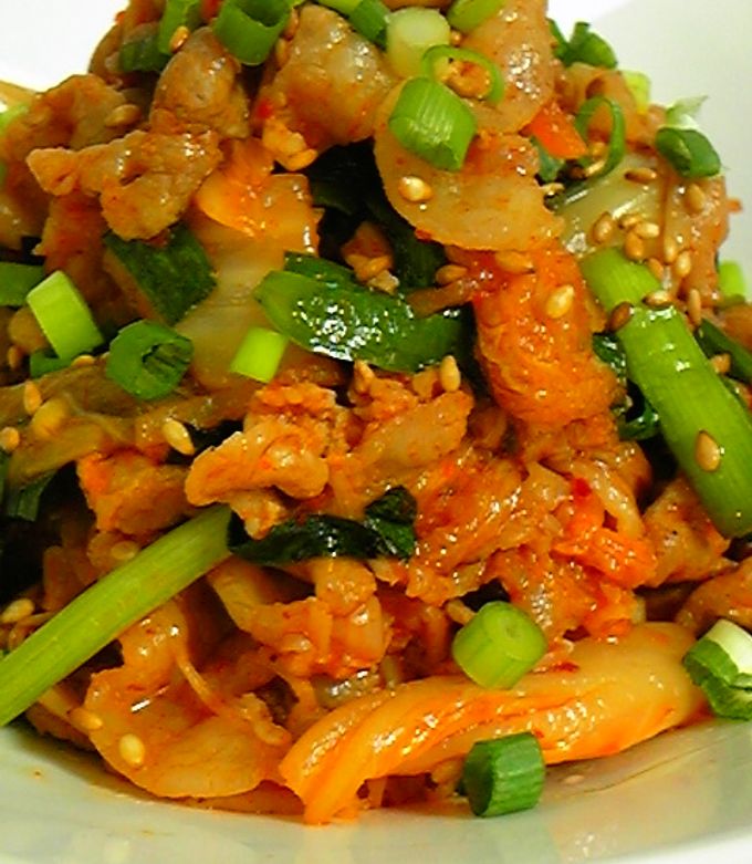 簡単！こくうま豚キムチ炒め☆居酒屋風 by みいゆ 【クックパッド