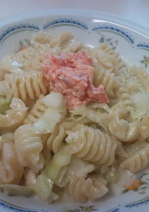 濃厚チーズパスタ サーモン添え-レシピのメイン写真