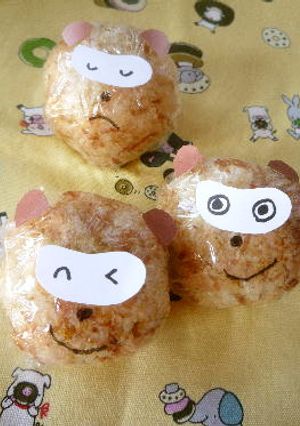 クルクルラップおにぎり☆こぶたぬき♫♬-レシピのメイン写真