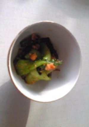 意外と合うっ☆チンゲン菜のくるみ和え-レシピのメイン写真