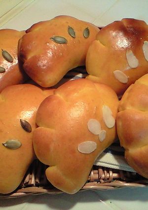 ハロウィンにどうぞ！カボチャのパン-レシピのメイン写真