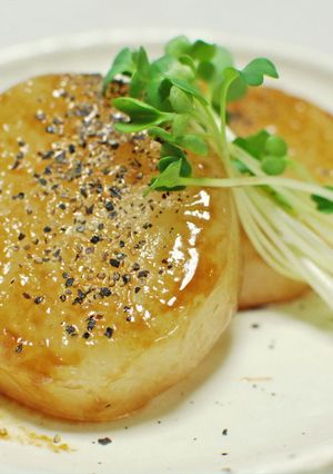 焦がしオイスター☆大根ステーキ-レシピのメイン写真