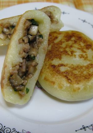 焼きじゃがいもっち肉詰め☆☆☆☆-レシピのメイン写真