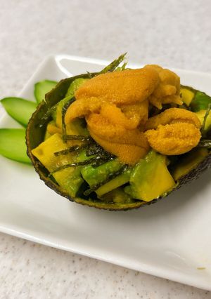 アボカドのわさび醤油和え♪ウニのせ-レシピのメイン写真