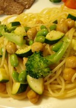 ひよこ豆と野菜たっぷりのアンチョビパスタ-レシピのメイン写真