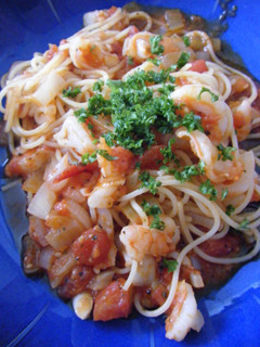 ランチに♪海老のトマトソースパスタ-レシピのメイン写真