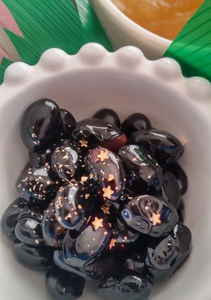 映えレシピ黒豆＊金粉をトッピングするだけ-レシピのメイン写真