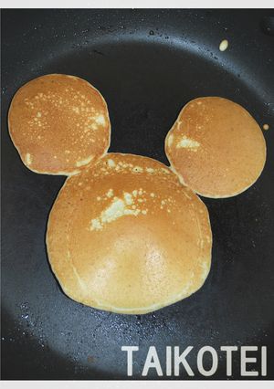 ミッキーマウスホットケーキ　型無し簡単！-レシピのメイン写真