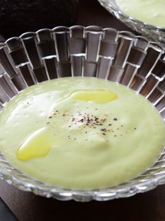 豆腐とアボカドの冷製スープ-レシピのメイン写真