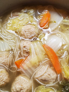 白菜と肉団子と春雨のあったかスープ-レシピのメイン写真