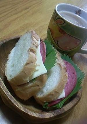 簡単・美味！大葉ハムチーズトースト-レシピのメイン写真