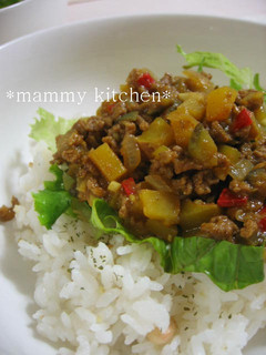 夏野菜たっぷりヘルシキーマカレー♪-レシピのメイン写真