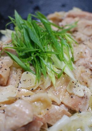 キャベツと塩もみ鶏の酒蒸し-レシピのメイン写真