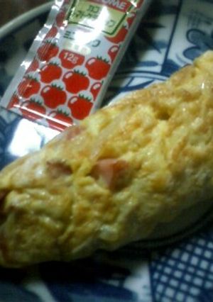 お弁当に♪ウィンナーと玉葱のオムレツ-レシピのメイン写真