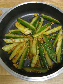 胡瓜のにんにく炒め-レシピのメイン写真