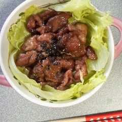 รูปของ 豚肉から揚げの甘辛丼